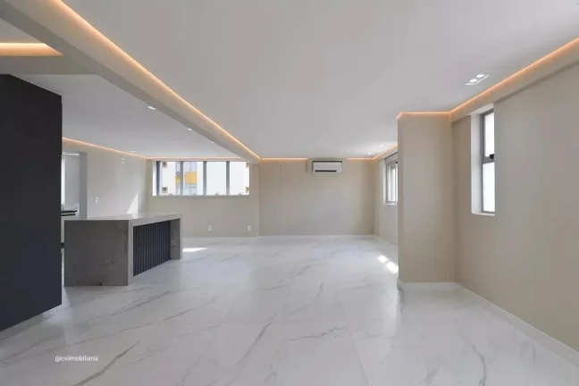 Imagem Localizado na charmosa região da Savassi, em Belo Horizonte, este apartamento é uma excelente esco...