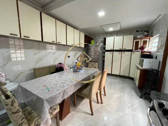 Imagem Casa térrea, 4 dormitórios (2 suítes), 3 vagas. Jd Flórida, Jacareí.