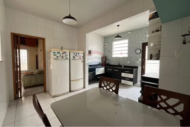 Imagem Casa á venda com 3 quartos e com 126m² em Praça Seca - Rio De Janeiro