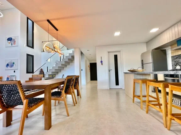 Imagem Casa em Condominio 4 Dormitórios - Bairro xangri-la