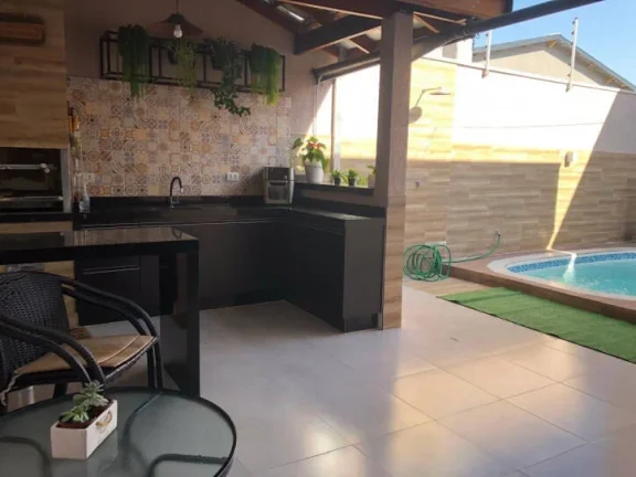 Imagem Casa térrea, 3 dormitórios ( 2 suíte), 2 vagas, Vila Branca, Jacareí.