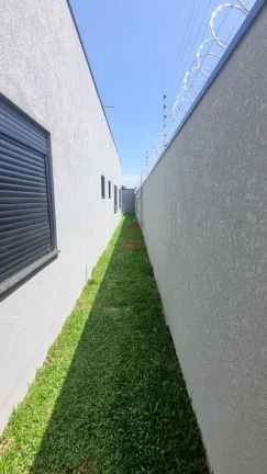 Imagem CASA com 3 dormitórios à venda por R$ 615.000,00 no bairro Alto Tarumã - PINHAIS / PR