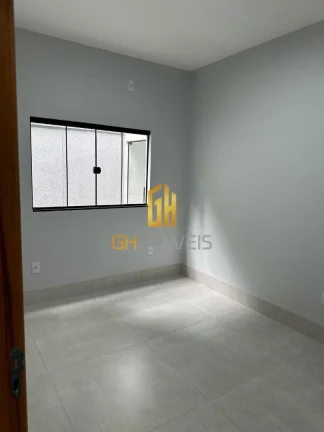 Imagem CA1815Linda casa com 3 quartos sendo 1 suíte localizada na Vila Oliveira A casa possui 3 quartos Se...