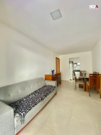 Imagem Com 65m² bem distribuídos, esse apê no andar alto é puro charme e funcionalidade. São 2 quartos...