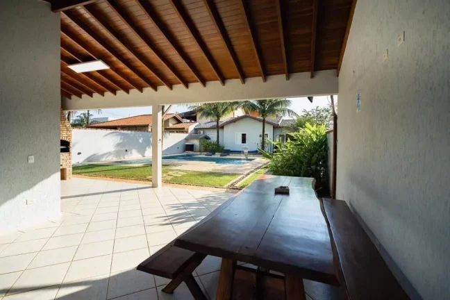 Imagem Morada da Praia - Casa de Praia Sobrado mobiliada para locação no Condomínio Morada da Praia em Bertioga, com 6 dormitórios e piscina