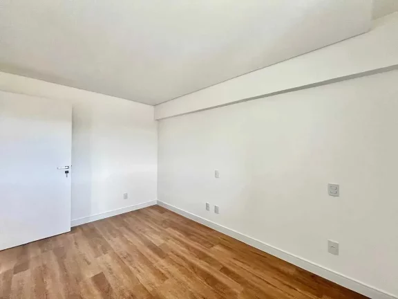 Imagem Apartamento sem mobilia com 2 dormitórios sendo 1 suítes e 1 vagas de garagem em Itajaí