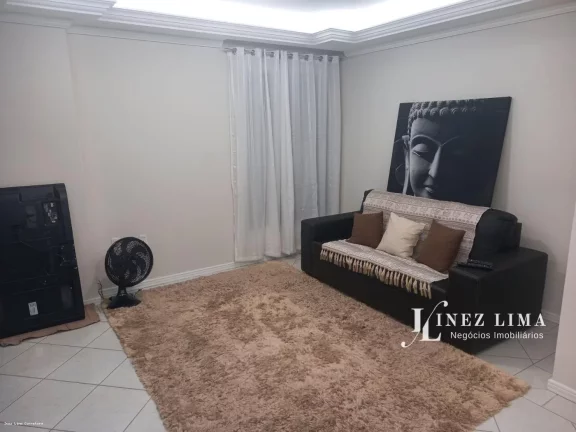 Imagem Apartamento 4 Quartos para Temporada em Itapema, meia praia, 4 dormitórios, 2 suítes, 3 banheiros, 2 vagas