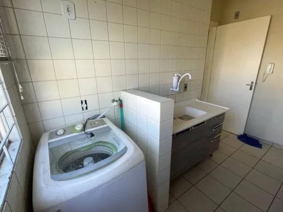 Imagem Apartamento com 2 dormitórios à venda em Curitiba/PR