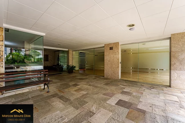 Imagem Apartamento em Perdizes, 120 m2, 3 Dormitórios, 2 Banheiros e 1 Lavabo. Edifício com Lazer, Portaria 24 hs e Gerador. Fácil Acesso a futura Estação Metrô