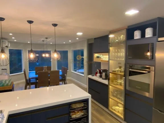Imagem Casa em Condomínio para Venda em Teresópolis / RJ no bairro Vargem Grande
