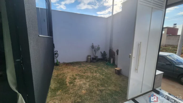 Imagem Casa de Alto Padrão à Venda no Bairro Alvorada – Patos de Minas/MG | 3 Quartos e Suíte