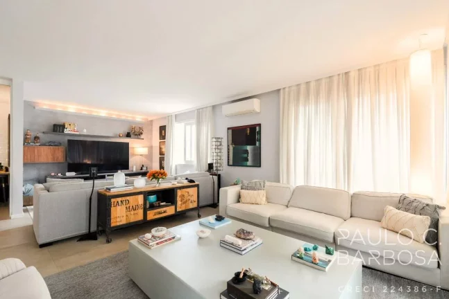 Imagem Pinheiros Venda - 4 Suítes - 4 Vagas - 246m²