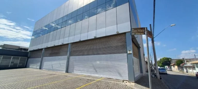 Imagem Salão para alugar, 759 m² - Calmon Viana - Poá/SP