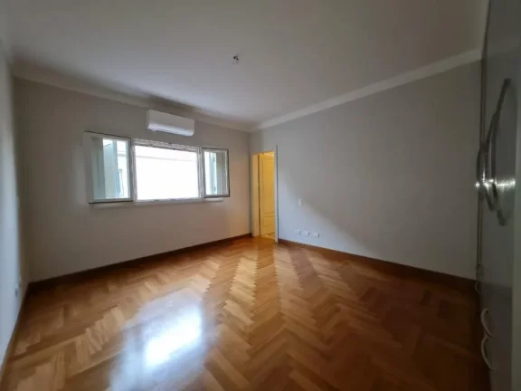 Imagem Casa no Res. Alphaville 2 - 470m²