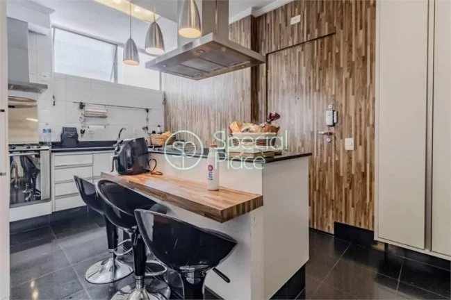 Imagem Apartamento com excelente reforma numa das melhores localizações do Jardim Paulista. Com espaços ...