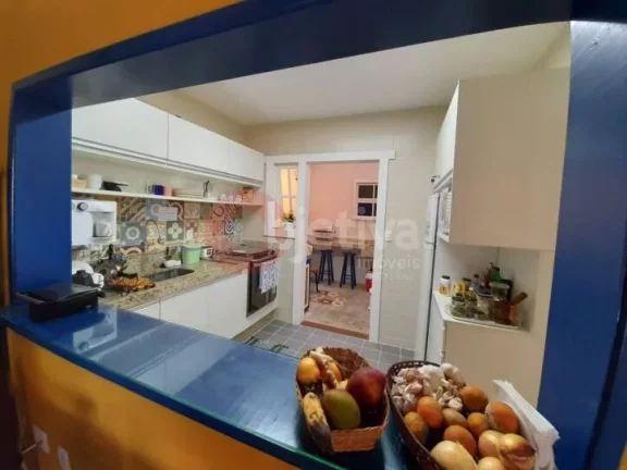 Imagem Casa com 2 dormitórios à venda, 95 m² por R$ 390.000,00 - Peró - Cabo Frio/RJ