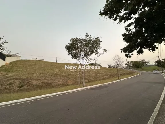 Imagem Terreno de 600m² de frente para o lago do Condomínio Riviera Park