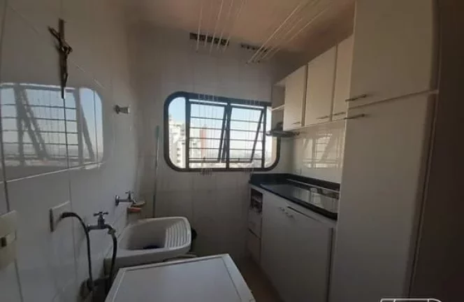 Imagem AP 2623 - Área útil: 138,61 m² - muito bem localizado, no Centro da cidade. Distribuído em uma e...