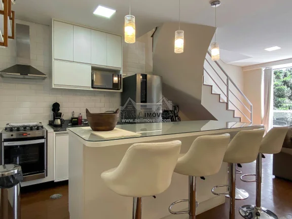 Imagem Apartamento à venda em Campos do Jordão – Duplex próximo ao Capivari
