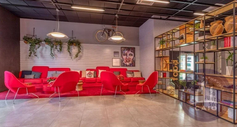 Imagem Apartamento com 1 quarto para aluguel, 28 m² - R$ 3.500,00 em Alphaville/SP