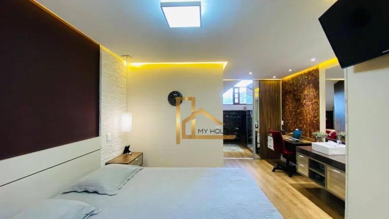 Imagem Casa em condomínio c/ 3 suítes à 1 min do Centro