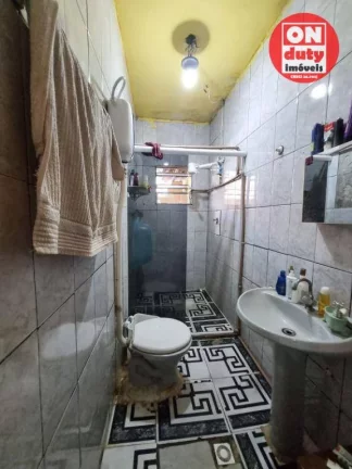 Imagem Sobrado com 2 dormitórios à venda, 90 m² por R$ 270.000,00 - Estuário - Santos/SP