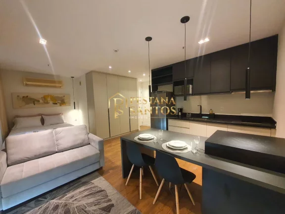 Imagem Apartamento Reformado por Arquiteto – Andar Alto com Vista Livre no Bourbon