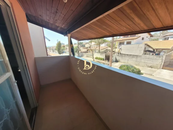 Imagem Sobrado - Jardim das Indústrias - 03 Dormitórios (01 Suíte) - 116m²
