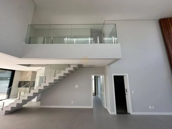 Imagem Belíssima casa com 3 suítes no Condomínio Reserva da Pedra!