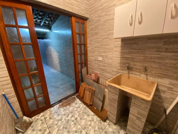 Imagem Sobrado com 3 dormitórios à venda, 150 m² por R$ 650.000 - Parque Oratório - Santo André/SP