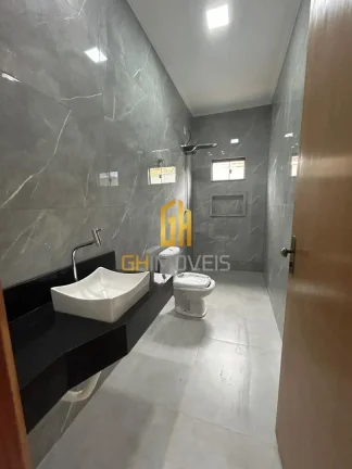 Imagem CA1851

Casa com 3 quartos em São Luís de Montes Belos, em terreno com 162,5m² com 135m² de áre...