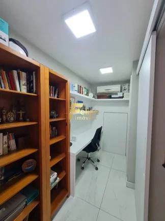 Imagem BELÍSSIMA CASA GERMINADA EM CONDOMÍNIO, À VENDA MOBILIADA EM JARDIM CAMBURI, VITÓRIA/ES!