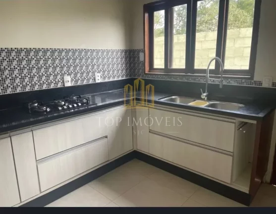 Imagem Magnifica casa cinco suítes lareira terreno de mil e quatrocentos m2 condominio fechado em Jambeiro