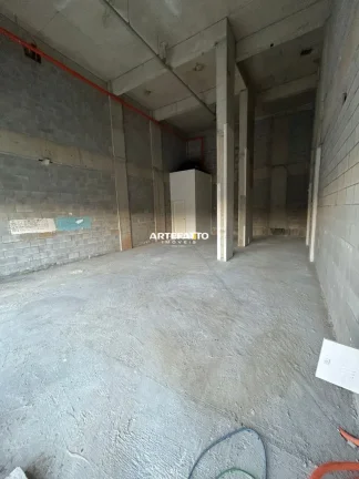 Imagem INVESTIDORES - São 14 Lojas comerciais com Estacionamento ao Lado do Metrô