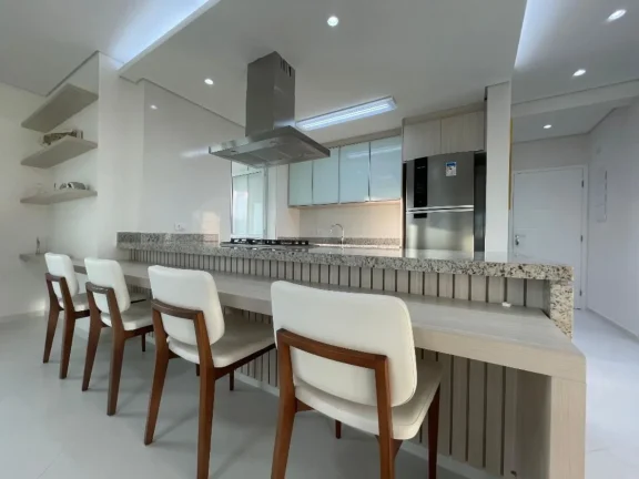 Imagem Excelente cobertura de luxo à venda na Riviera de São Loure Módulo 08 em Bertioga-SP: 4 quartos, 4 suítes, 2 salas, 2 vagas, 209,00m². Venha conferir!