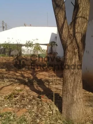 Imagem Terreno de esquina no Residencial Simoes