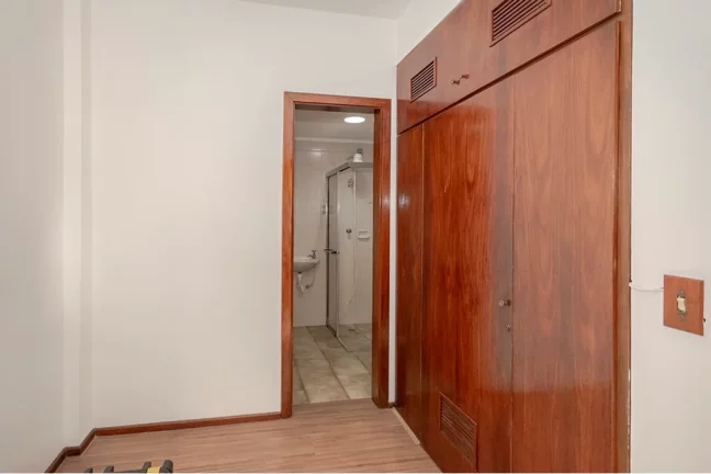 Imagem SJHSD 890 Apto 610291021-175 - Apartamento à venda no bairro São João - Porto Alegre/RS