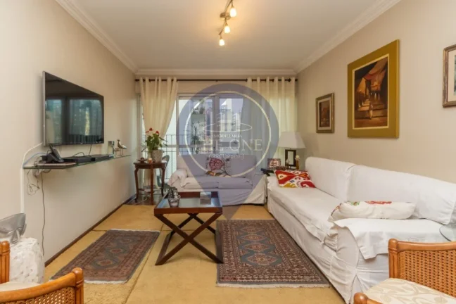Imagem Imóvel de Luxo em Indianópolis: Apartamento com 4 Quartos, 1 Suíte e 2 Vagas de Garagem - São Paulo-SP