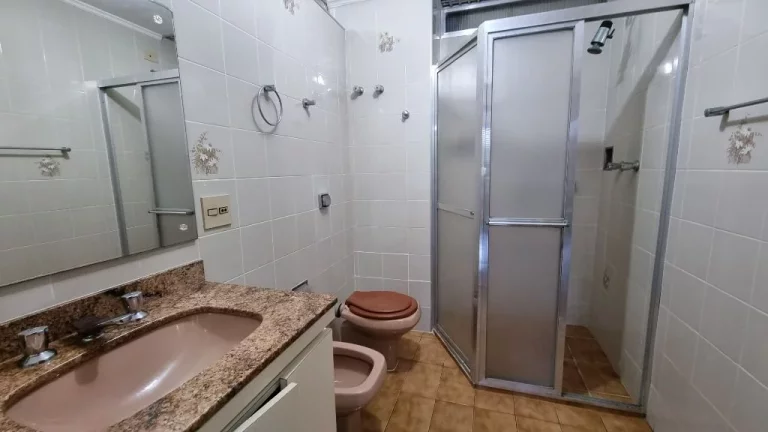 Imagem PITANGUEIRAS- FRENTE TOTAL AO MAR , LINDA VISTA , GARAGEM NO PRÉDIO.