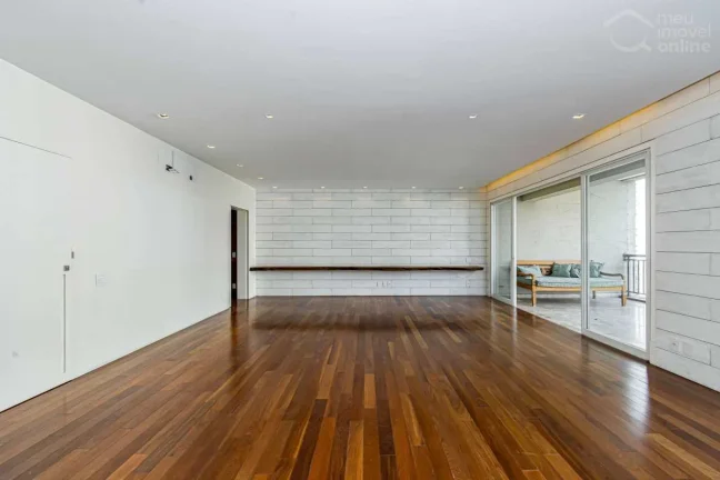 Imagem Apartamento com 199,65m2, 2 suítes e 3 vagas com depósito à venda no Itaim Bibi, São Paulo
