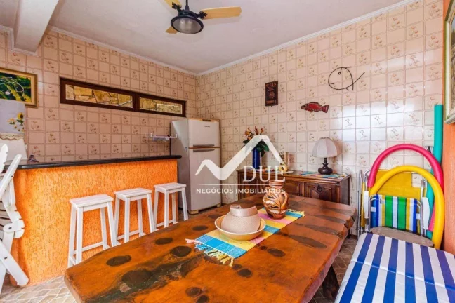 Imagem Casa tipo sobrado no Morro Santa Terezinha com 400m² de área construída.