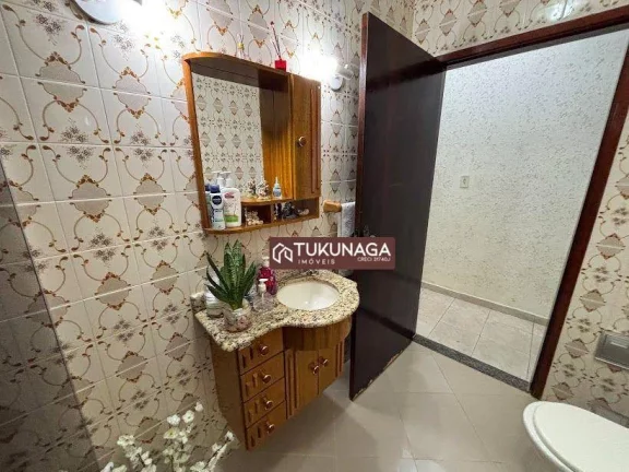Imagem Casa com 2 dormitórios à venda, 215 m² por R$ 680.000,00 - Jardim Terezópolis - Guarulhos/SP