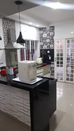Imagem Casa Sobrado com 03 dorm - Vila Unidos Z/N
