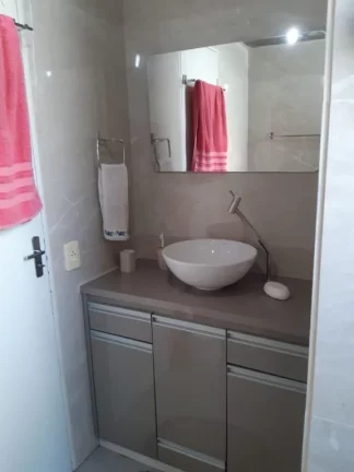 Imagem Apartamento com 2 dormitórios à venda, 56 m² por R$ 210.000,00 - Vila Urupês - Suzano/SP