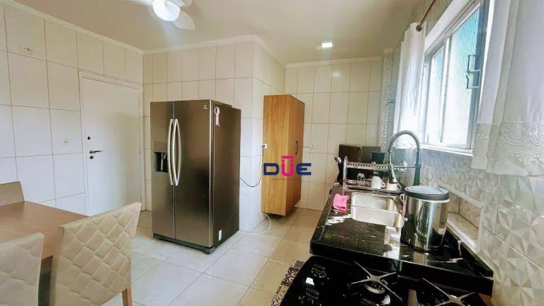 Imagem Apartamento com 3 dormitórios à venda, 134 m² por R$ 950.000,00 - Embaré - Santos/SP