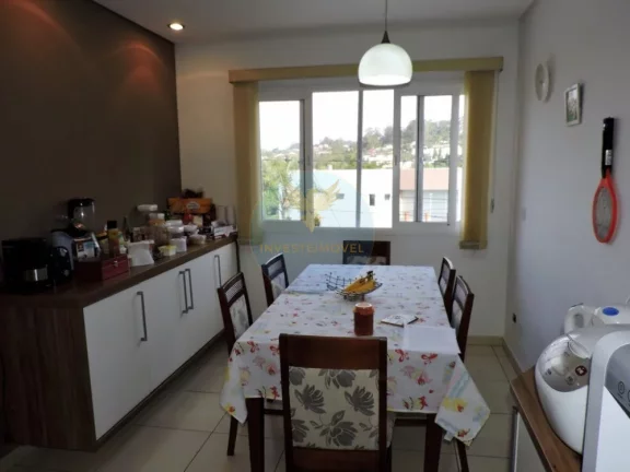 Imagem Casa em Condomínio a Venda no bairro Granja Viana - Carapicuíba, SP