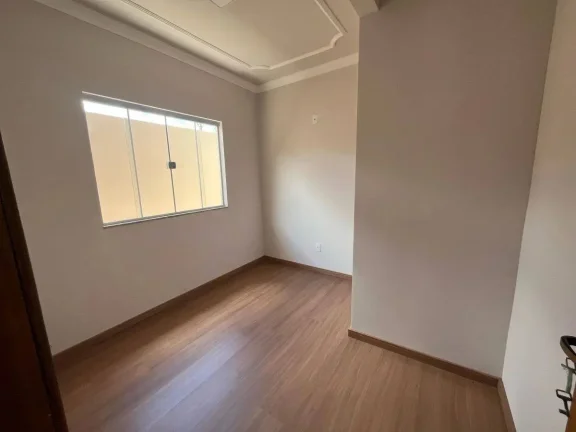 Imagem Casa a Venda Com Conforto e Tranquilidade em Campolide – Vista Privilegiada!
