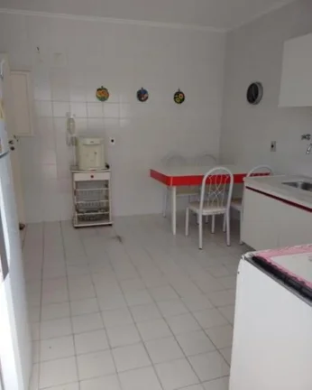 Imagem Apartamento à venda no Guarujá na Praia das Pitangueiras.