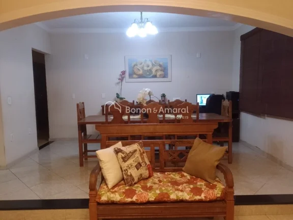 Imagem Chácara com excelente localização, a apenas 5 minutos do centro de Paulínia e com fácil acesso ...