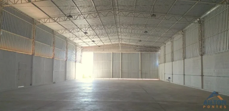 Imagem Galpão Comercial com 672m2 para Locação no Bairro Aeroporto - Guarapari /ES